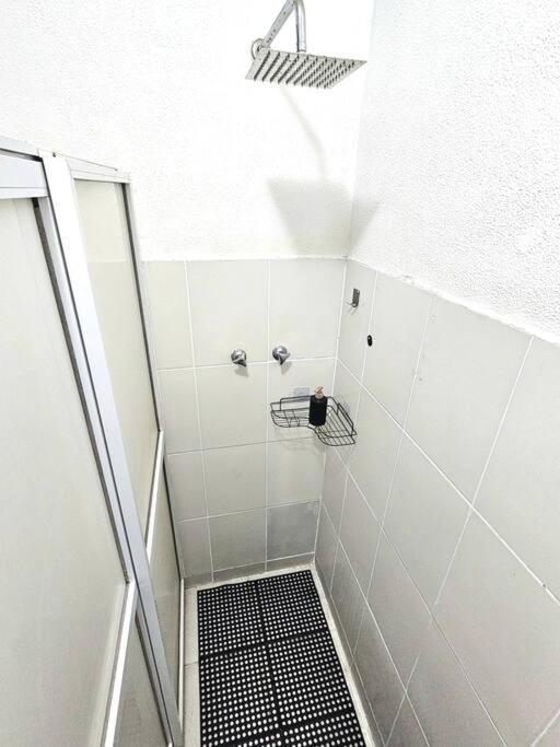 Apartamento Copacabana Beach - Apartamento Confortavel Posto 2 Vista Mar Rio de Janeiro Esterno foto